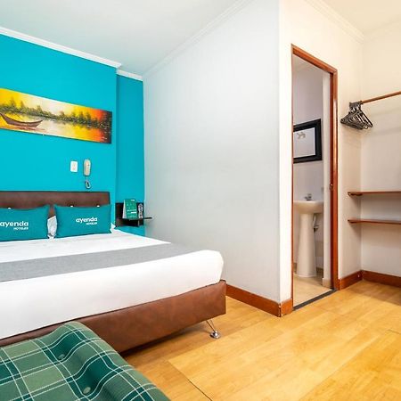 Hotel Ayenda Palermo Plaza Bogotá Esterno foto