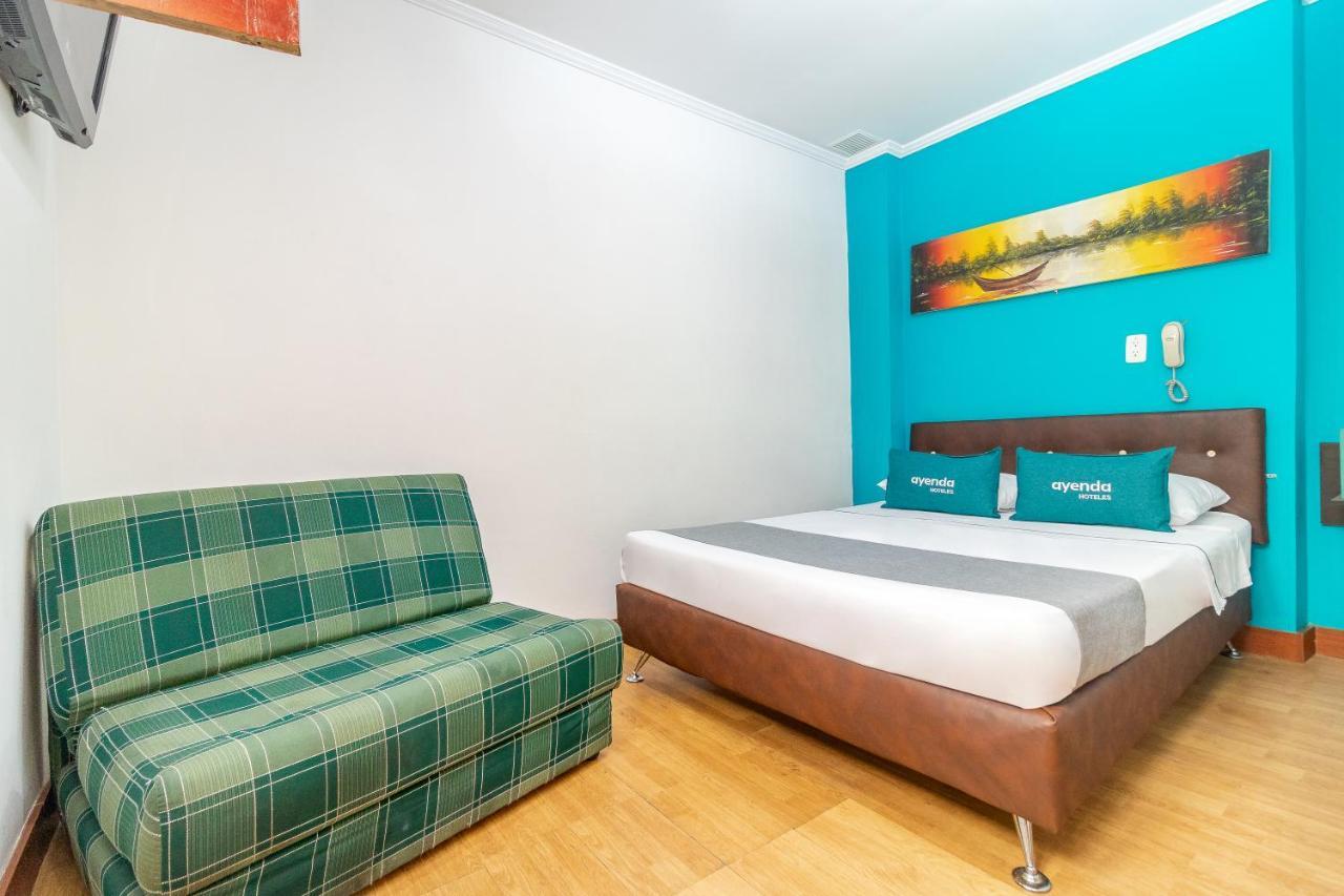 Hotel Ayenda Palermo Plaza Bogotá Esterno foto