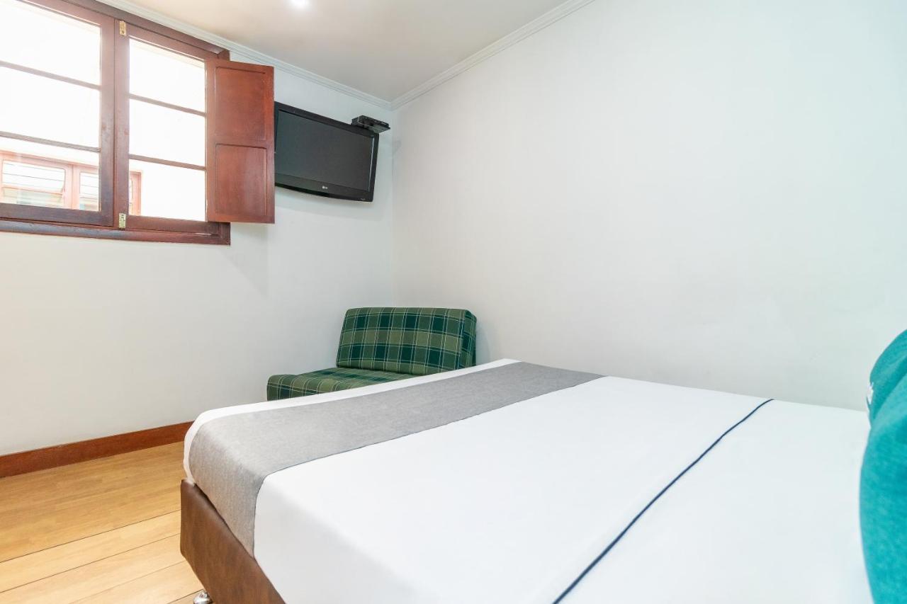 Hotel Ayenda Palermo Plaza Bogotá Esterno foto