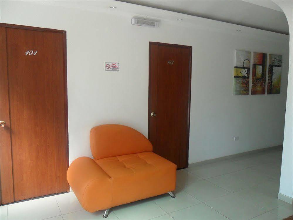 Hotel Ayenda Palermo Plaza Bogotá Esterno foto