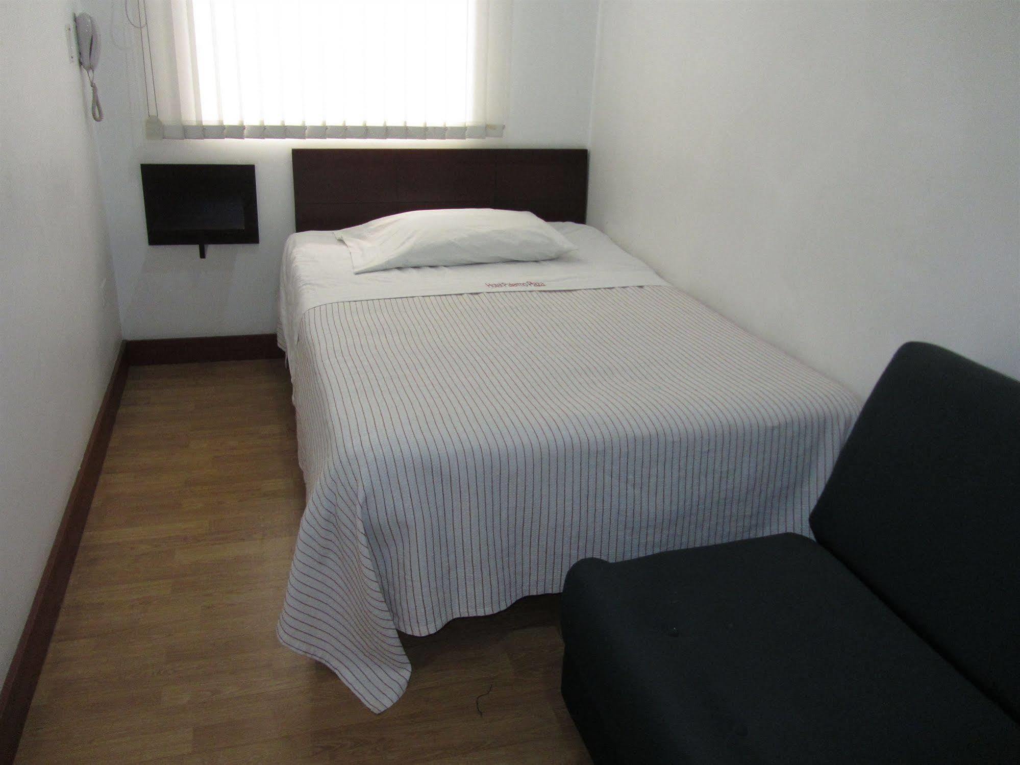 Hotel Ayenda Palermo Plaza Bogotá Esterno foto