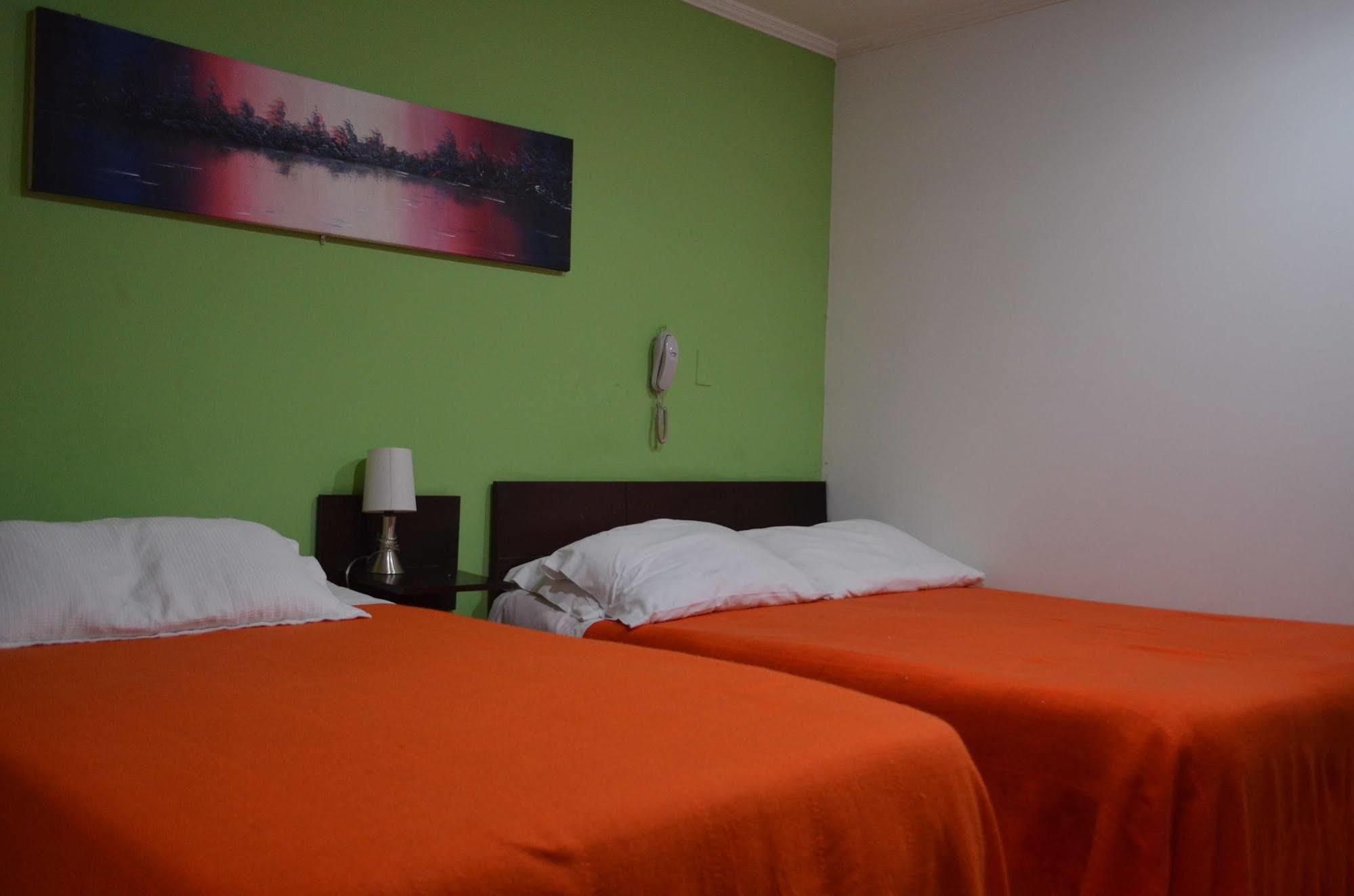 Hotel Ayenda Palermo Plaza Bogotá Esterno foto